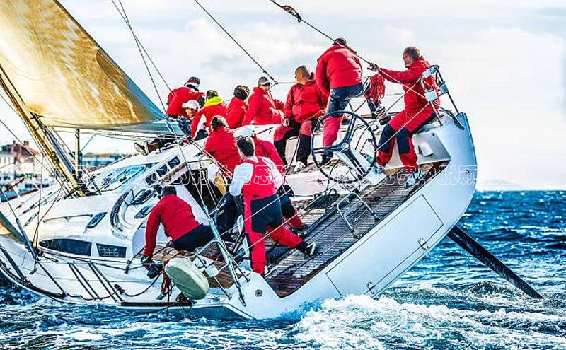 万向娱乐平台登录地址小米“矮个足球运动员的打法与思路：如何在比赛中脱颖而出？”