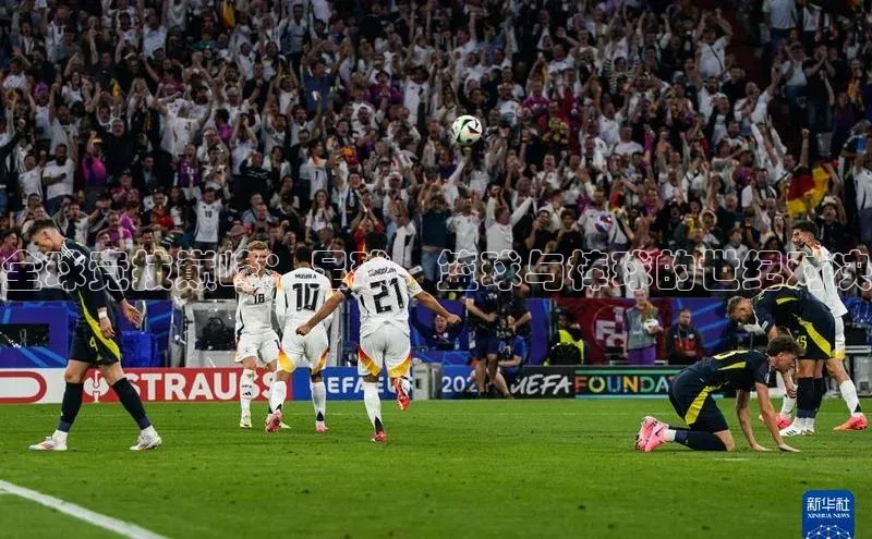 全球竞技巅峰：足球、篮球与棒球的世纪对决